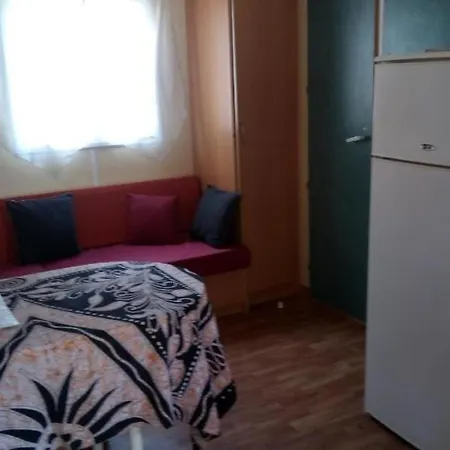 Mobilhome 4/5 P /gorges Du Verdon / Equipe / / Confort / Refait A Neuf / De Ste Croix A Proximite